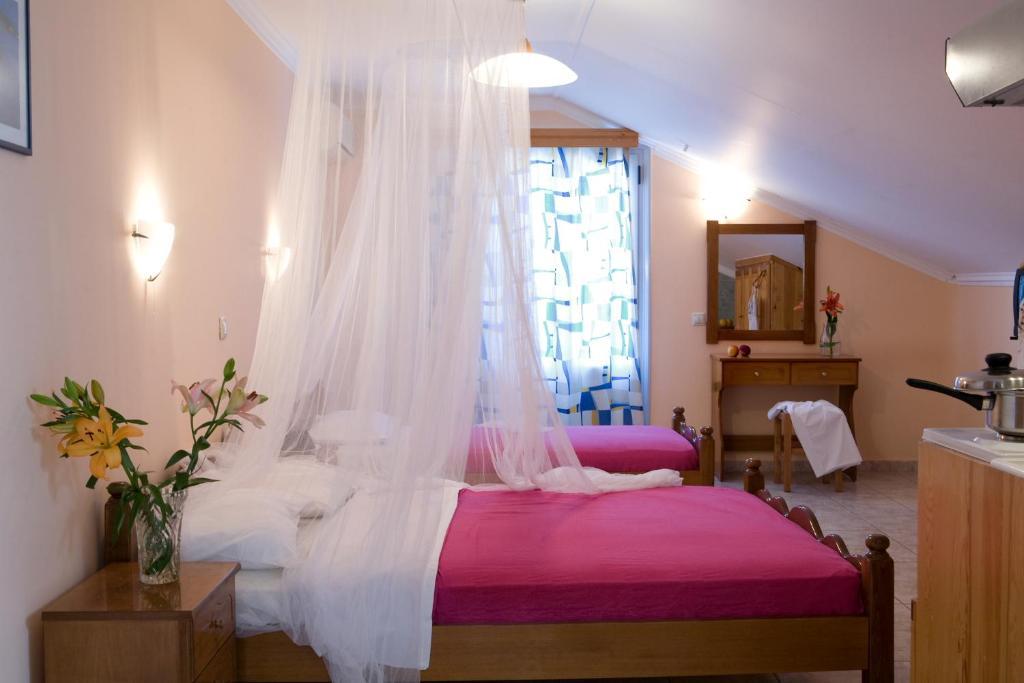 Pansion Filoxenia Apartments & Studios Tsoukaládhes Zimmer foto