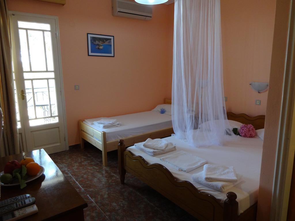 Pansion Filoxenia Apartments & Studios Tsoukaládhes Zimmer foto